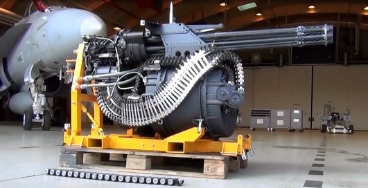 Как палит новейший американский пулемет