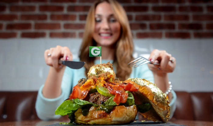 Проесть всю зарплату: 3 самых дорогих бургера в мире