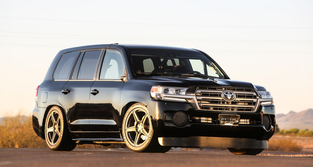 Land Cruiser рвет: в Toyota построили 2000-сильный вседорожник