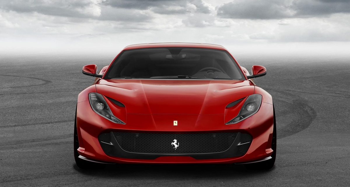 Tesla, иди на пенсию: Ferrari представили самый шустрый спорткар