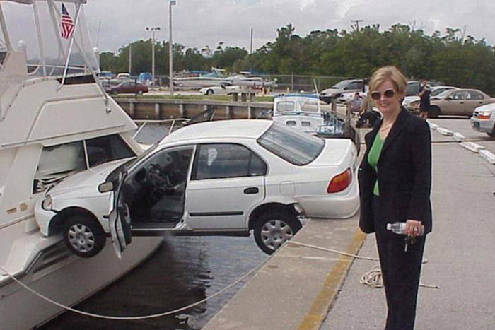 Дерзкая парковка: 25 самых бешеных примеров