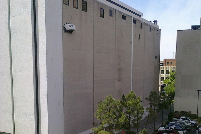 Дерзкая парковка: 25 самых бешеных примеров