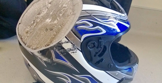 40 доказательств того, что шлем спасает жизни