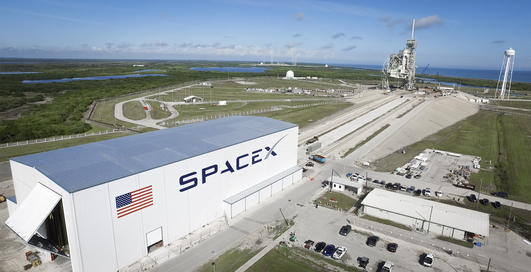 Ракеты и чистота: как там, внутри одного из заводов SpaceX