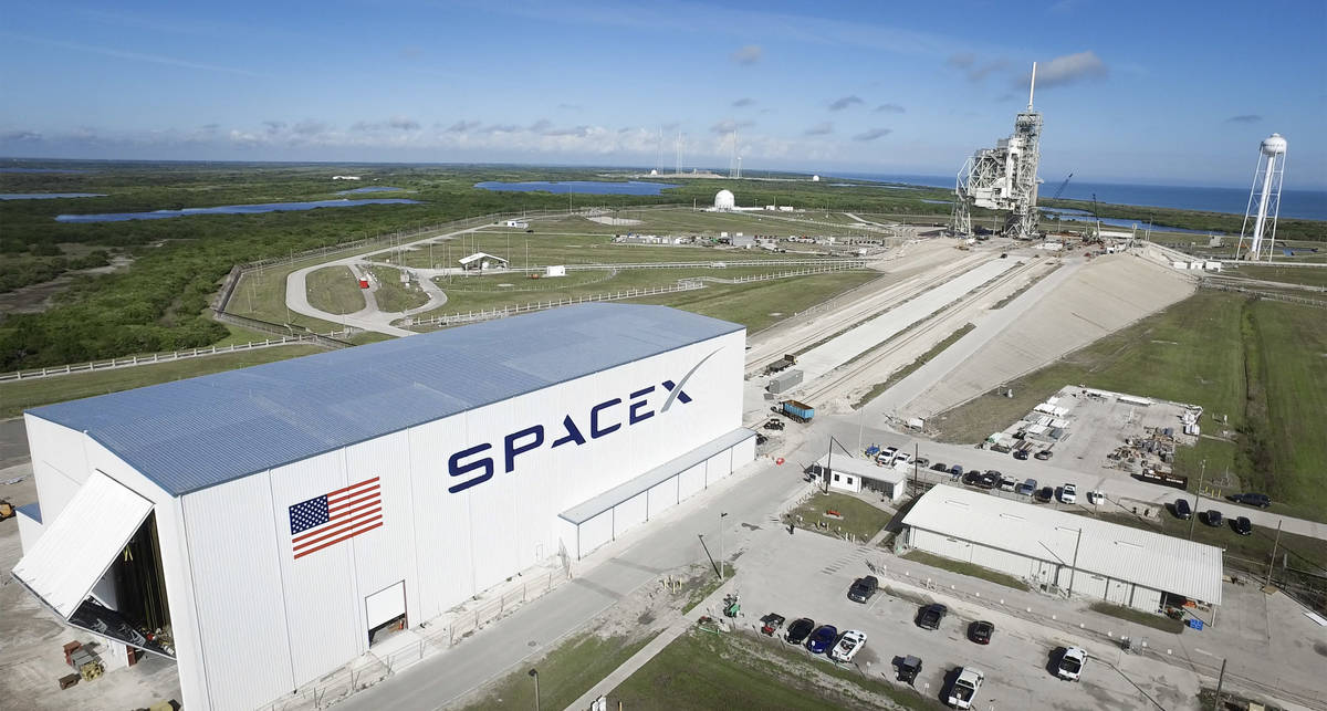 Ракеты и чистота: как там, внутри одного из заводов SpaceX