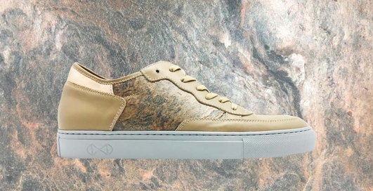 Roxxlyn и Nat-2: первые в мире кроссовки из камня