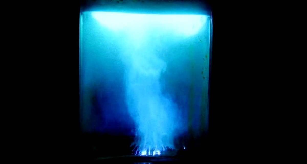 Лайфхак: как удивить девушку жидким светом