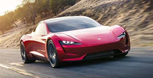Элон, пощади: в Tesla показали самый быстрый электрокар в мире