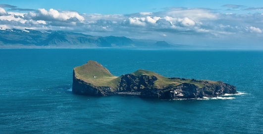 Дом на Эдлидаэй: место, где тебя не достанет жена и начальство