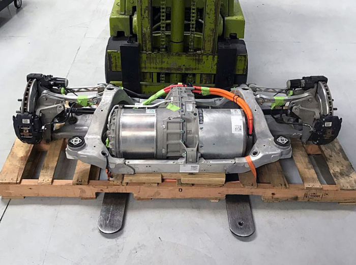 Тесло-Хонда: Accord с движком Tesla разогнался до 96 км/ч за 2,7 сек