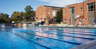 Во Флориде смерч поднялся прямо в бассейне