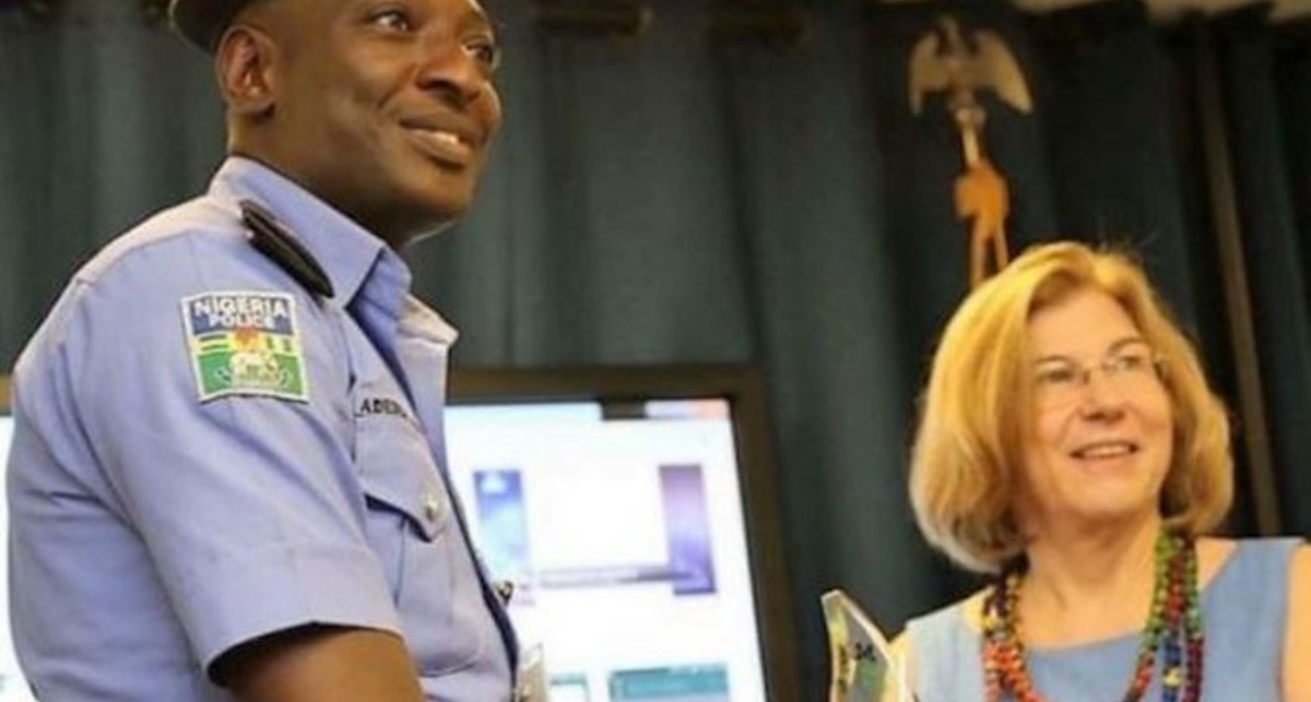 В Нигерии нашли полицейского, который ни разу не брал взяток