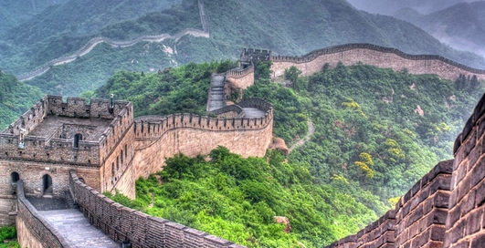 Конкурс от Airbnb: как выиграть билет на Великую китайскую стену