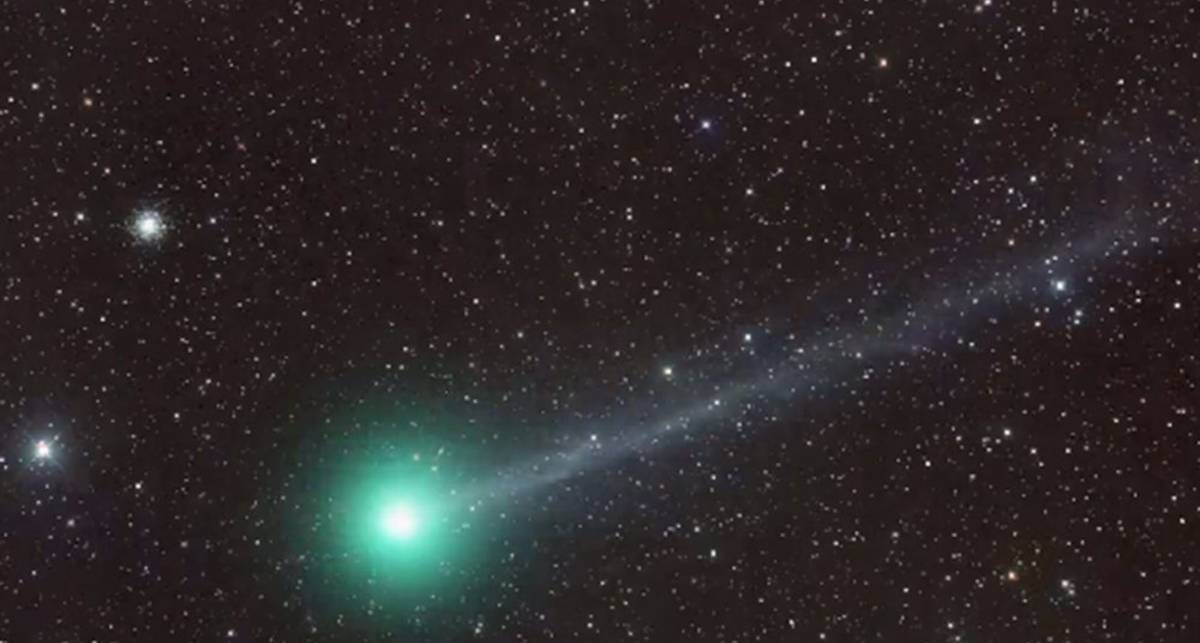 К Земле приблизится огромная комета зеленого цвета