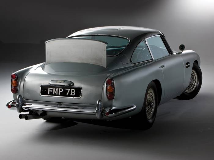 Легенда возвращается: Aston Martin поставит на конвейер авто Бонда
