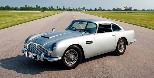 Легенда повертається: Aston Martin поставить на конвеєр авто Бонда