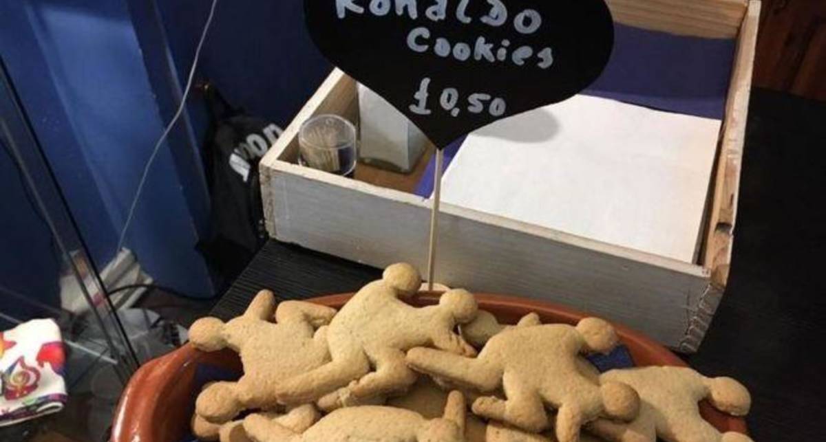 В Англии выпустили секс-печенье в честь Роналду