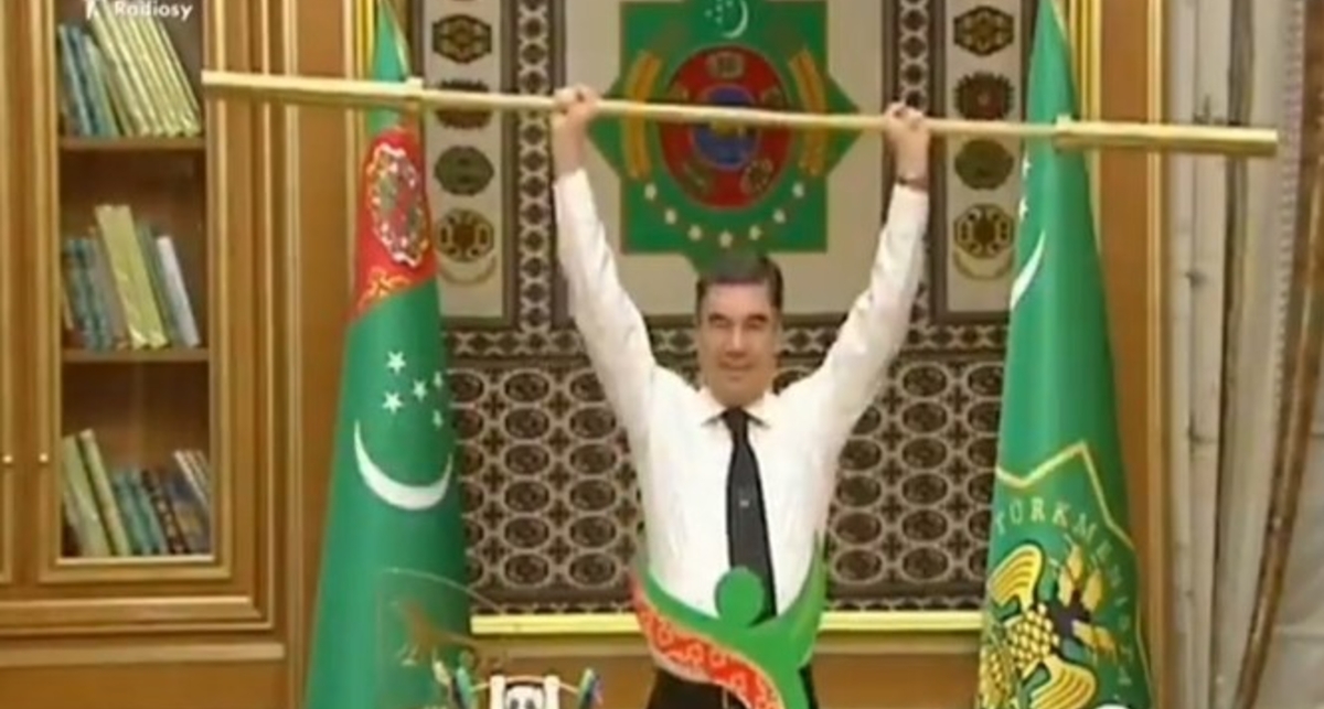 Качок дня: Сколько жмет президент Туркменистана?