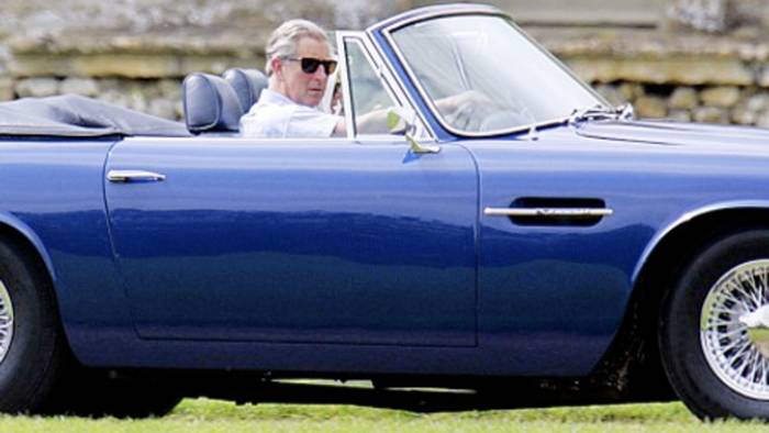 Aston Martin принца Чарльза работает на белом вине