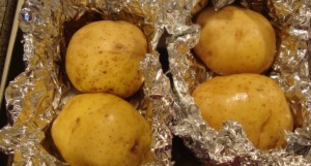 Картошка, запеченная в фольге