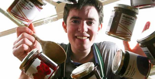 Бизнес любит молодых