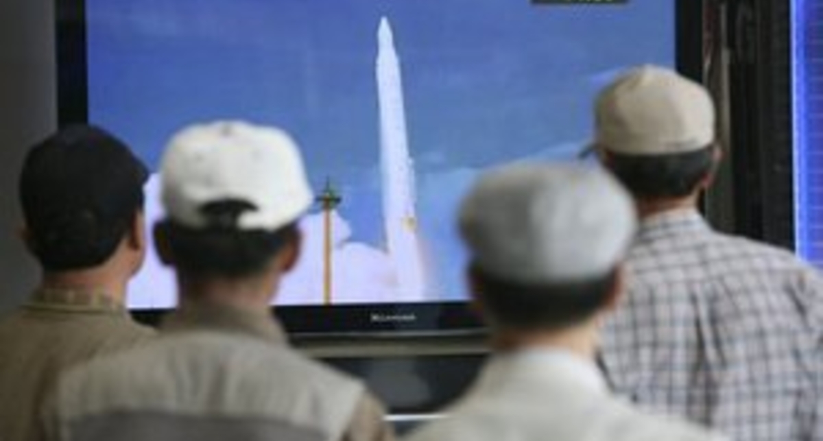 Южнокорейская ракета взорвалась во время набора высоты