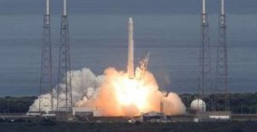 США совершили пробный запуск ракеты-носителя Falcon-9