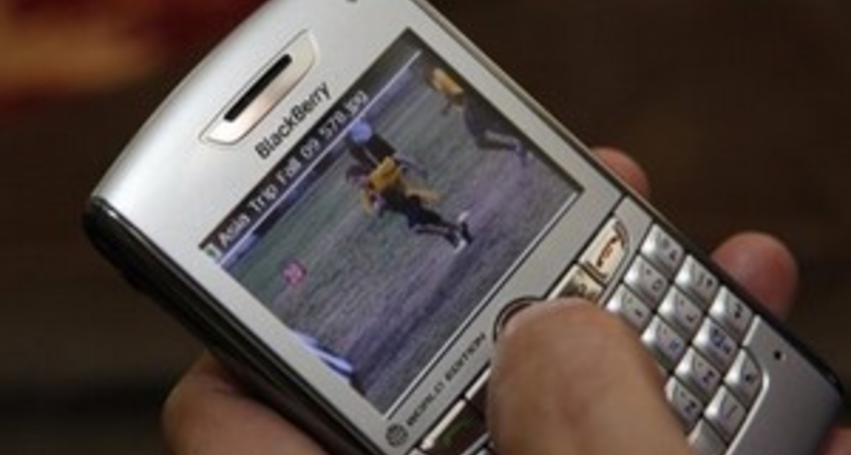 Motorola отозвала иск против производителя BlackBerry