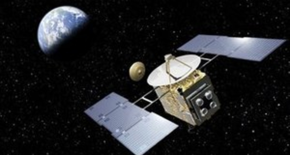 Японский зонд сбросил на Землю капсулу с пылью астероида