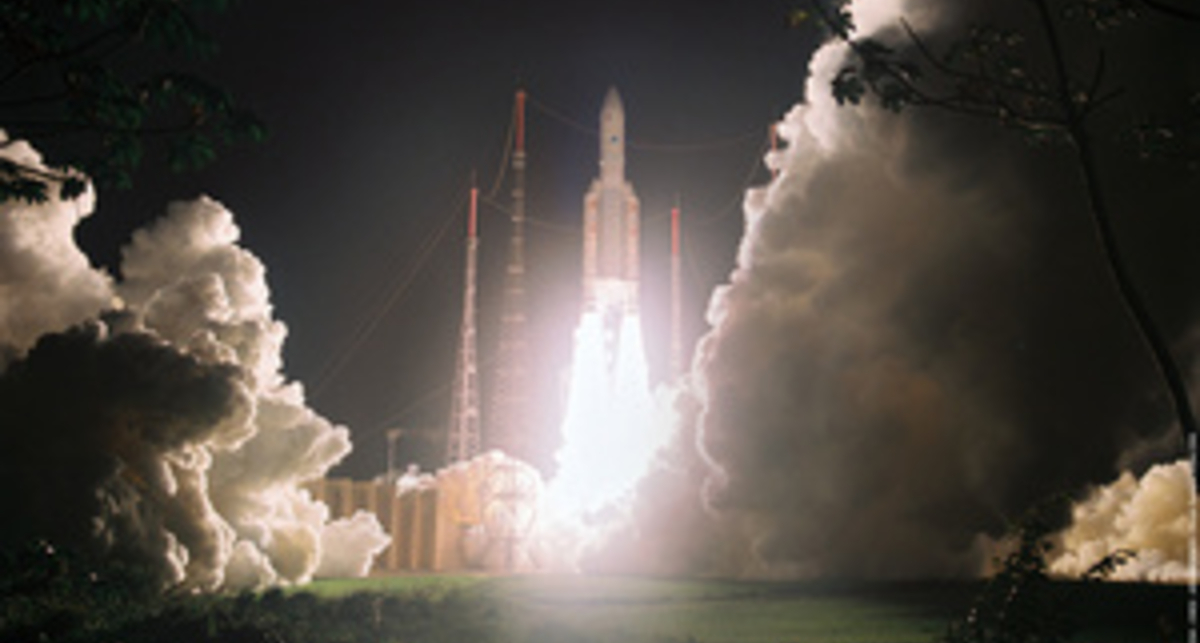 Запуск ракеты-носителя Ariane-5 с двумя спутниками отложен из-за поломки