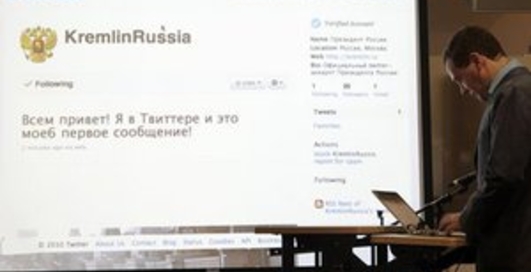 Количество читателей Twitter Медведева стремительно растет