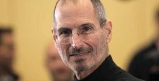 Джобс ответил на претензии к новому iPhone