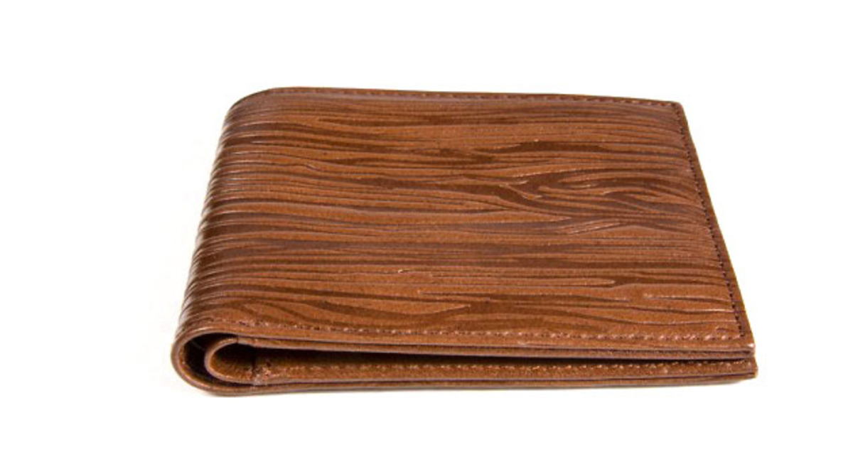 Бумажники из древесины: для твердой валюты