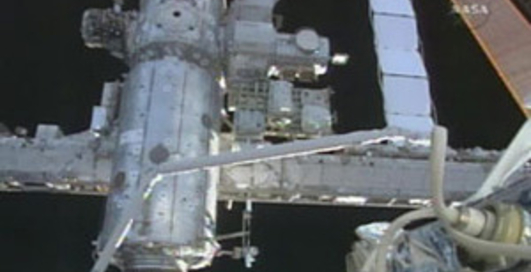 Прогресс не смог состыковаться c МКС и пролетел мимо станции