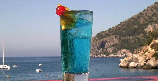 Коктейль Blue Laguna (Голубая лагуна)