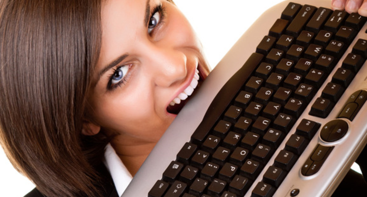 Почему изменяют с компьютером?