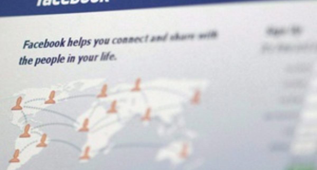 Facebook прекращает продажу виртуальных подарков