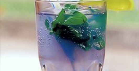 Серфинг на грани: коктейль «Psycho surfer»