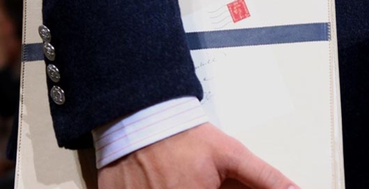 iPad стал похож на бандероль