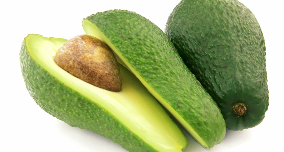 Готовим холодный суп с авокадо