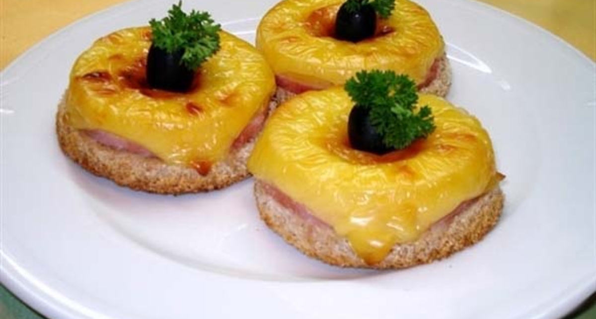 Готовим тосты по-гавайски