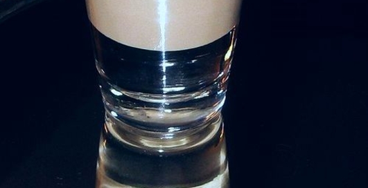 Все под рукой: коктейль «Скользкий сосок»