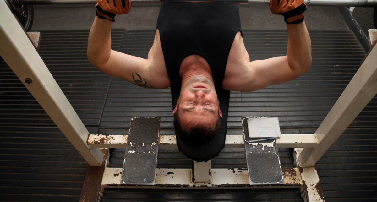 Пять преимуществ машины Смита над  штангой