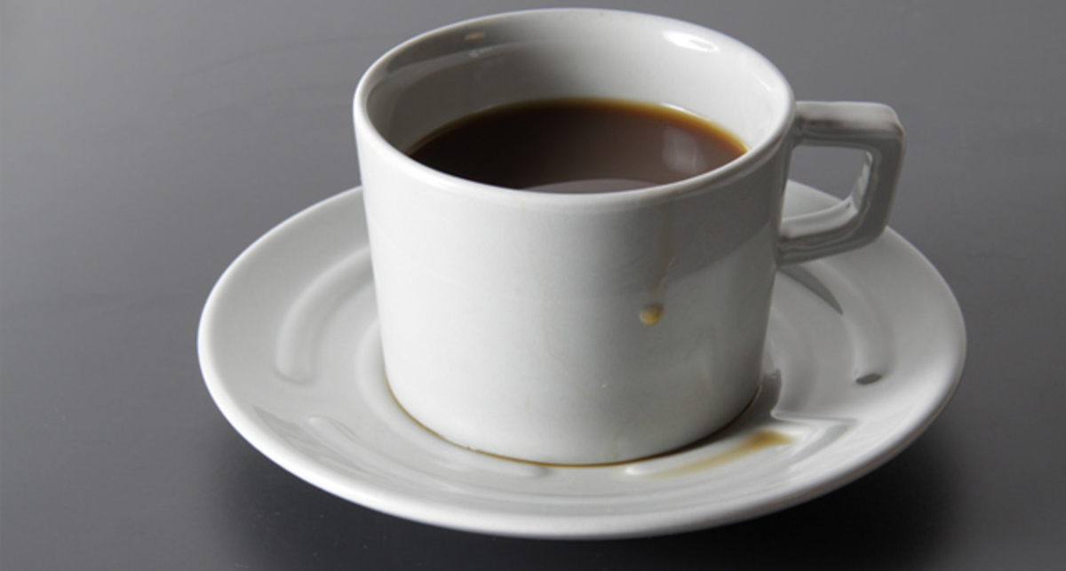 Блюдце-лабиринт: пролей кофе с интересом