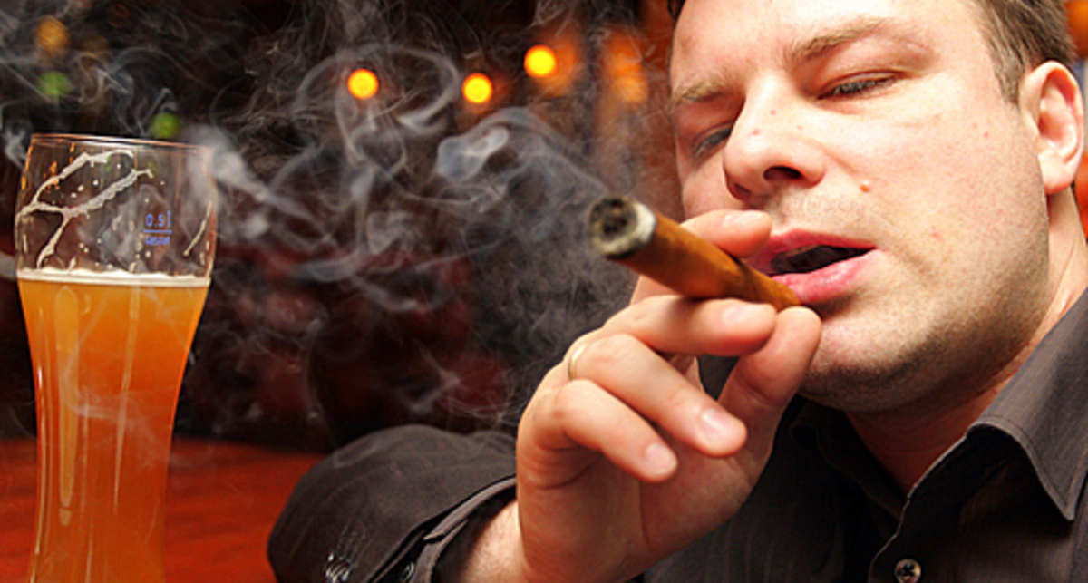 Почему «совы» курят чаще «жаворонков»