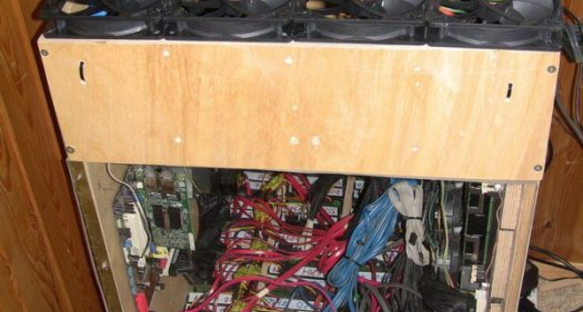 Сделай сам: ящик на 90 терабайт