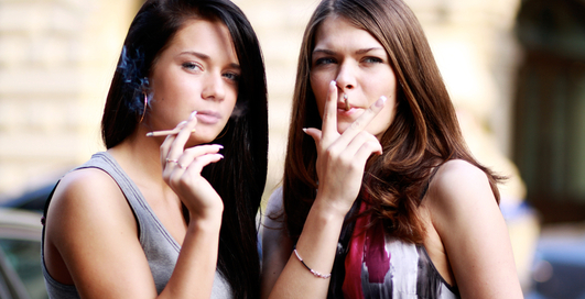 Отказ от сигарет приносит счастье - ученые