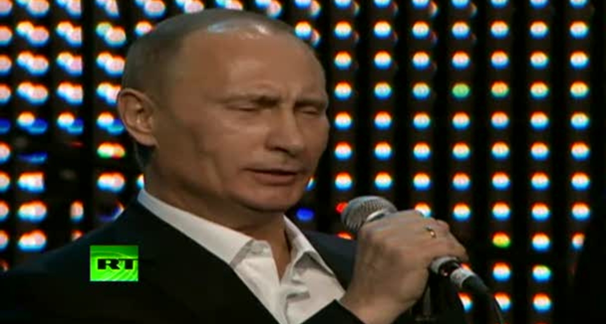 По-мужски: Путин спел перед голливудской тусовкой