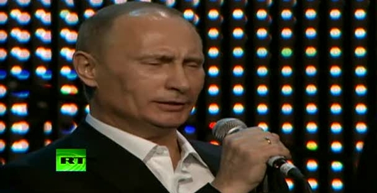 По-мужски: Путин спел перед голливудской тусовкой