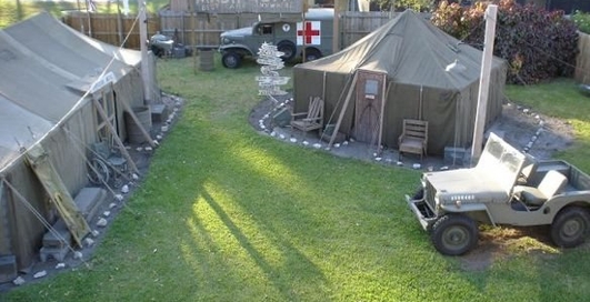 Американец построил дома военную базу